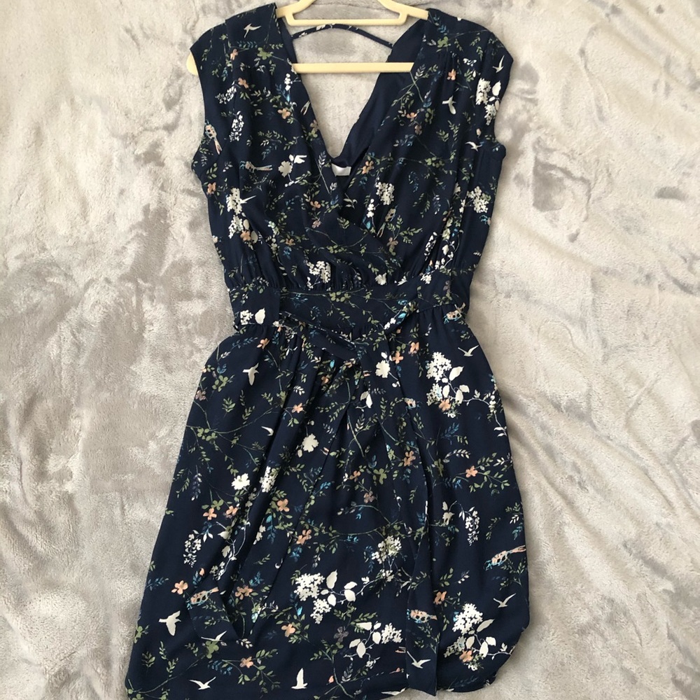 DR2 navy sleeveless dress